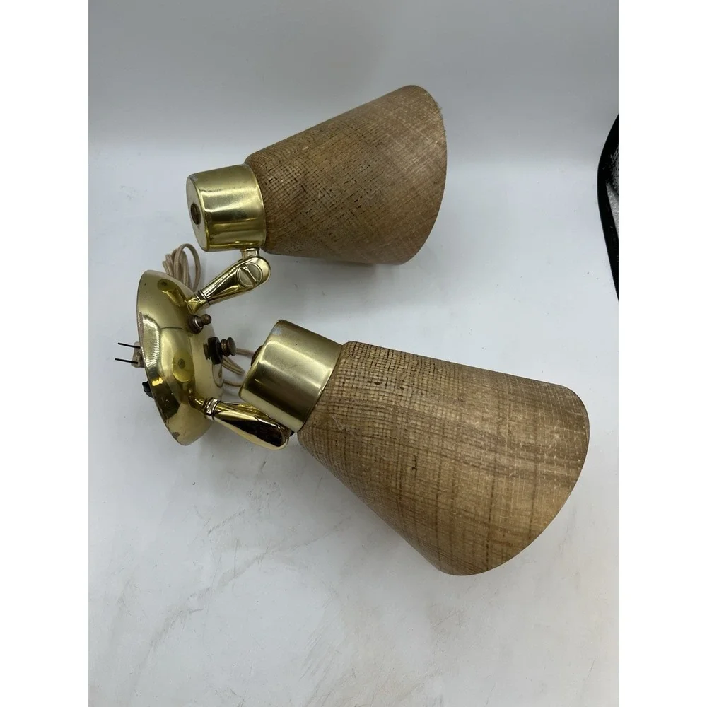 Vintage MCM 1960s Underwriter Laboratories Double Wall mount French Sconce Lamp